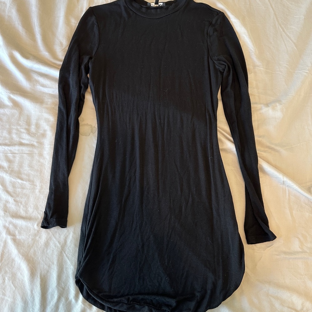Fashion Nova Beverly Hills Tunic - Black
Size: S ($14.99)